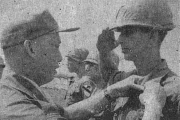 Lt. Gen. Nguyen Huu Co, PFC Philippe Saunier