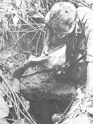 SSG William Talada, PFC David Shaw in hole
