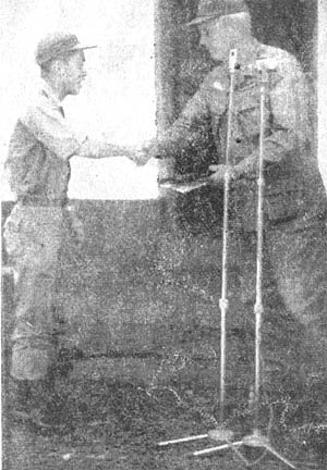 Lt. Col. Ho Vinh, BG Glenn D. Walker