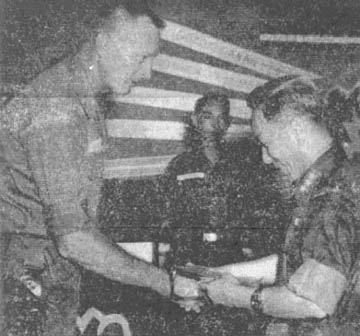Maj. Gen. Fred Weyand, Lt. Gen. Nguyen Van Thieu