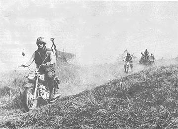 Dennis Verbrigghie, Scott Anderson (rear)