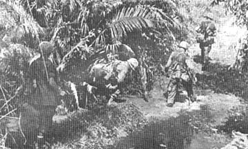 2/27th Wolfhounds cross stream