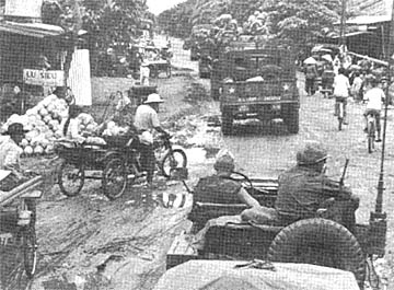 2/12th Convoy at Trang Bang