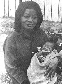 Mrs. Ong Ba Nguyen and daughter